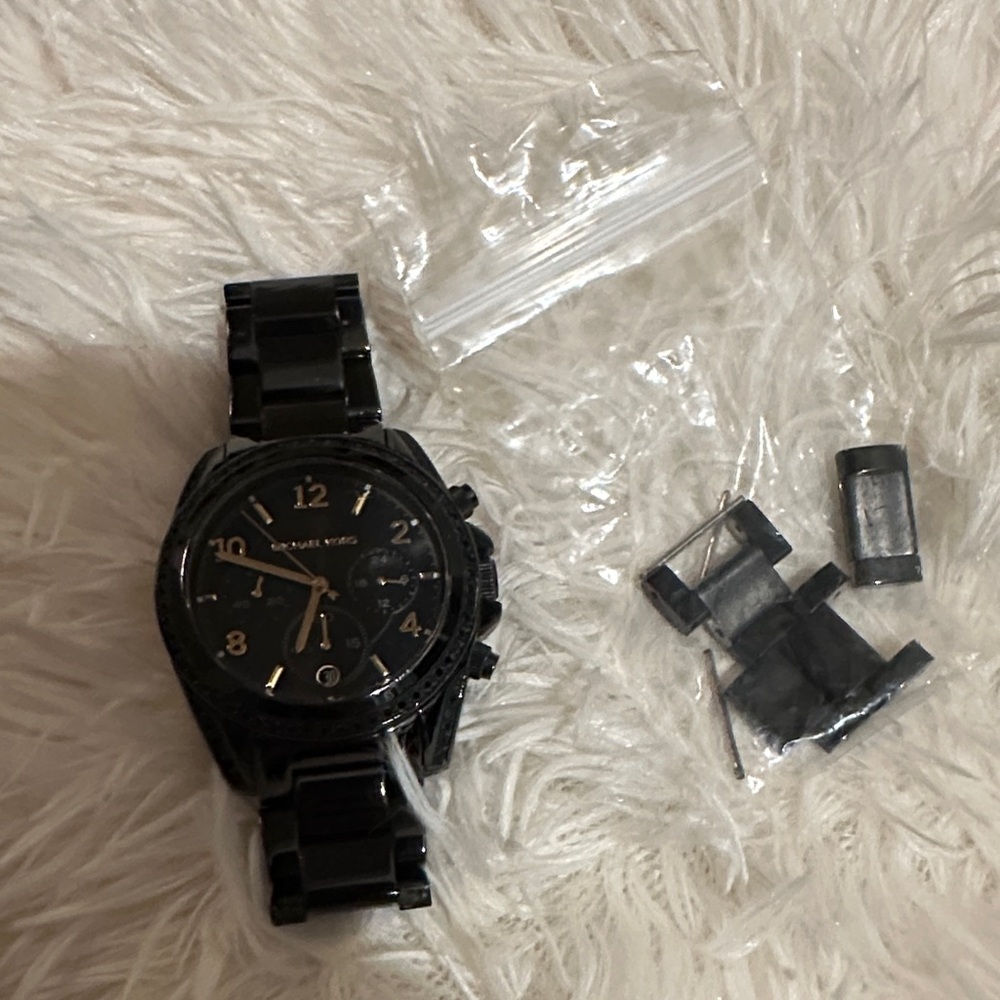 Michael Kors Glossy Black Watch with gold details